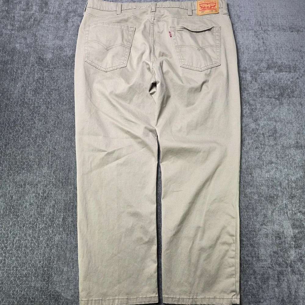 Levis 541 Pants Mens 40x30 Khaki Beige Athletic Taper Stretch Khakis Preppy